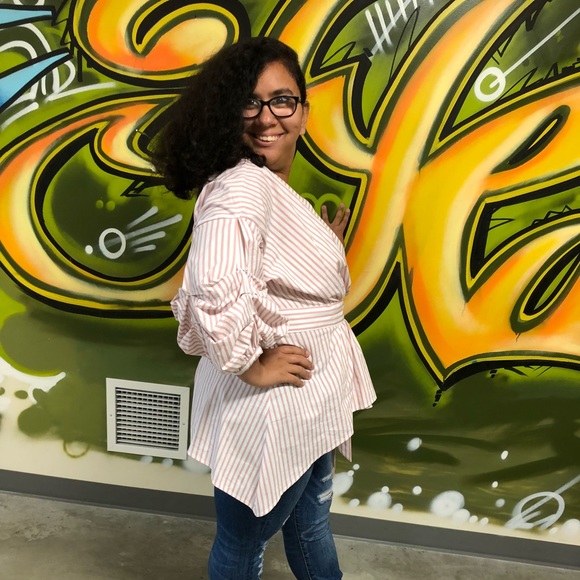 Meet your Posher, Dannai - Picture 1 of 1